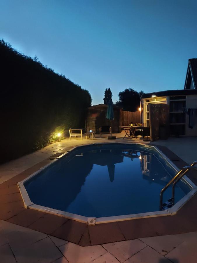 East Meets West Bed And Breakfast Veenendaal Buitenkant foto
